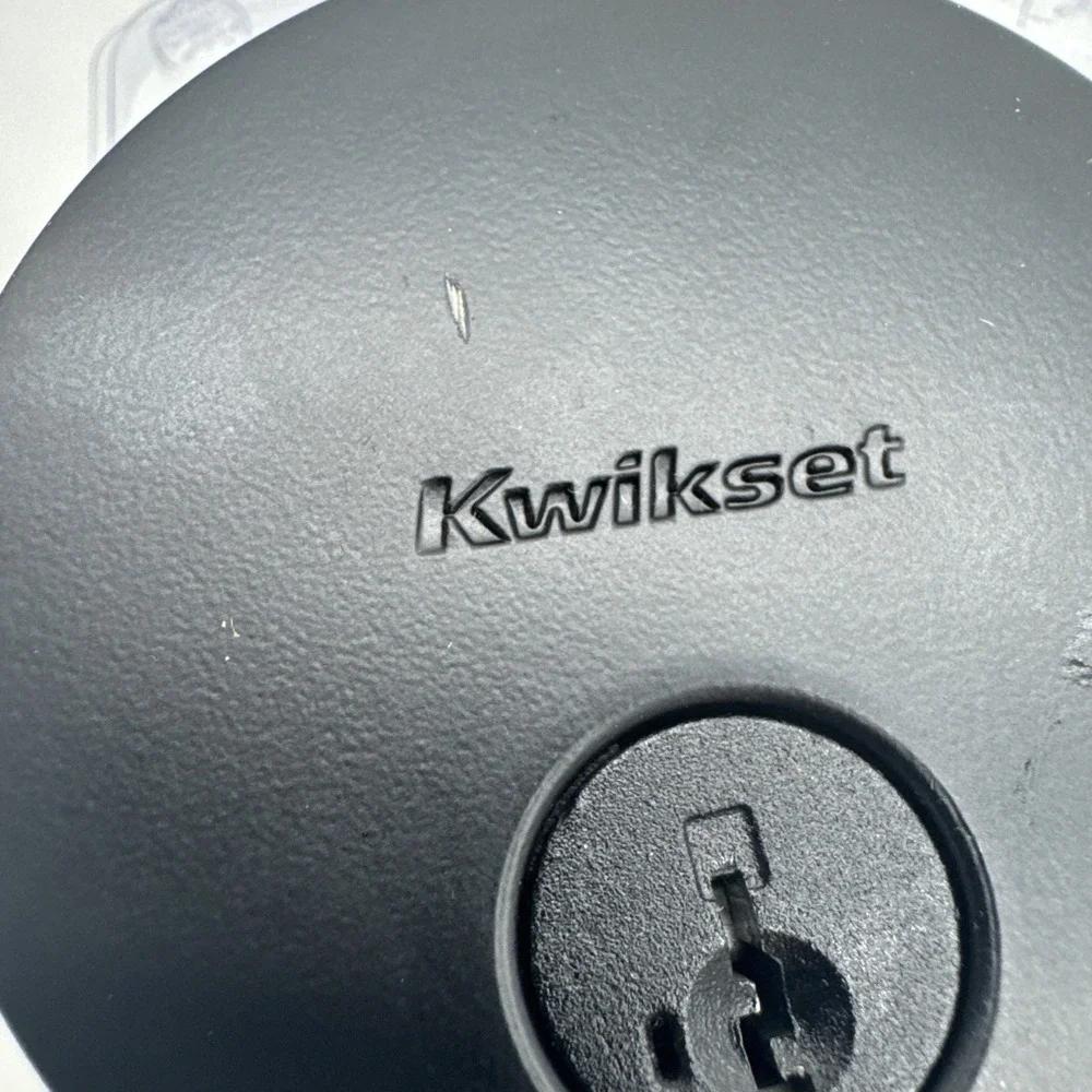 Kwikset  matte  Black Round Single Cylinder Deadbolt 92580-020 low‎ profile